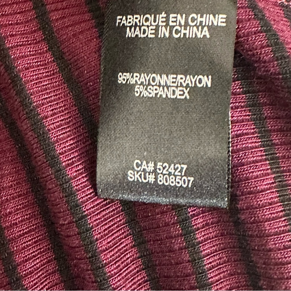 Lily Morgan Women Maroon Striped Pullover Top Keyhole Neck - Picture 7 of 8